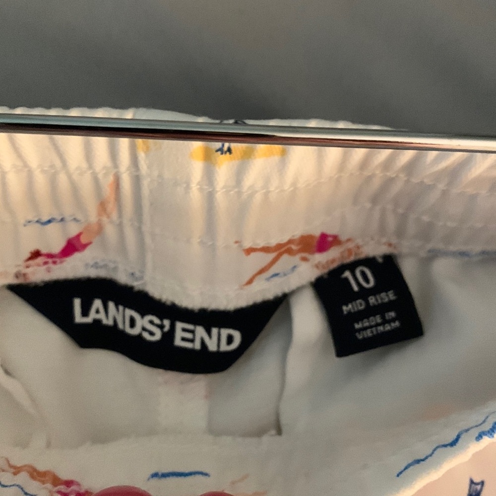 Lands End mid ride shorts